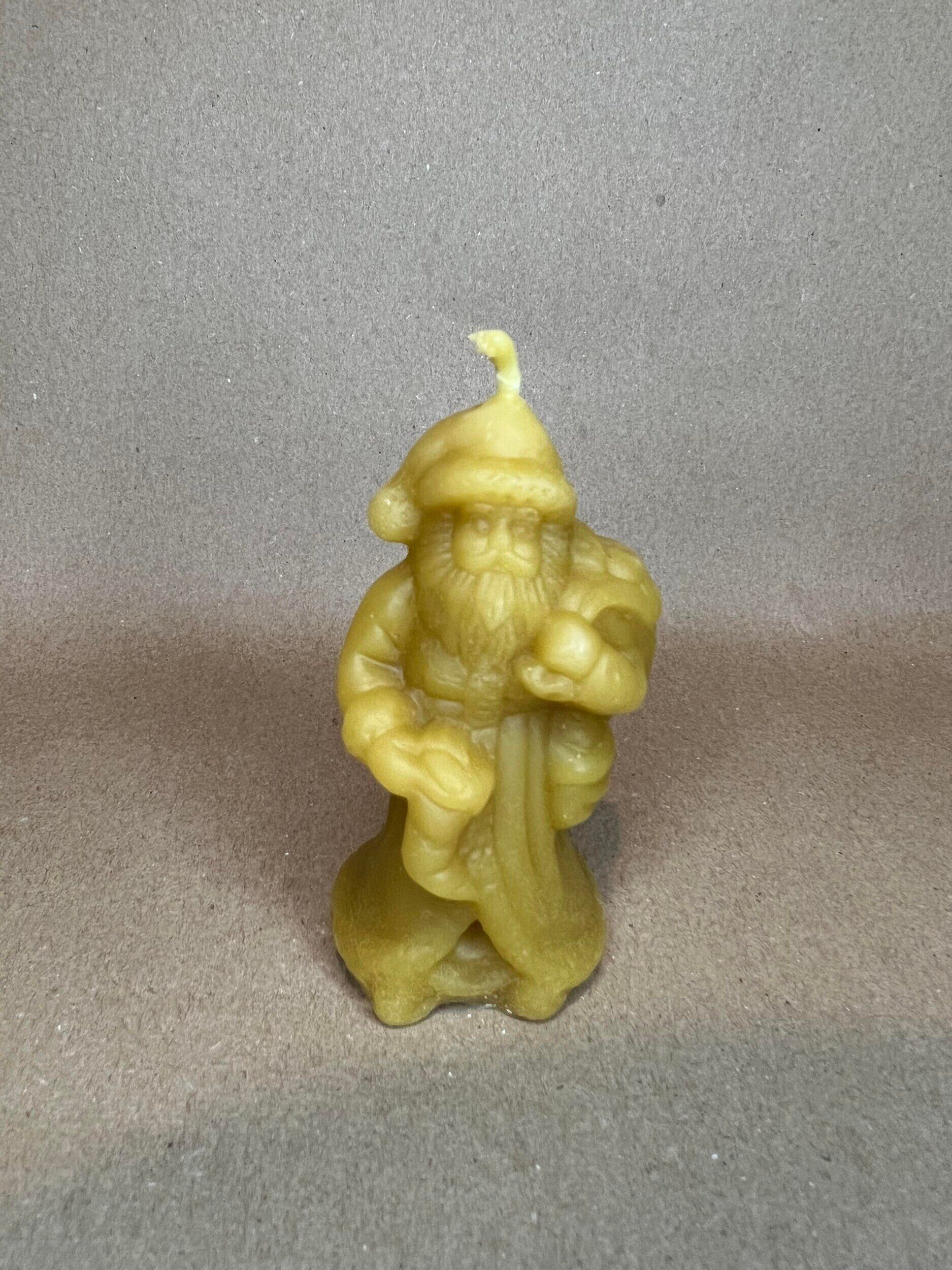 Beeswax candle "Santa Claus"